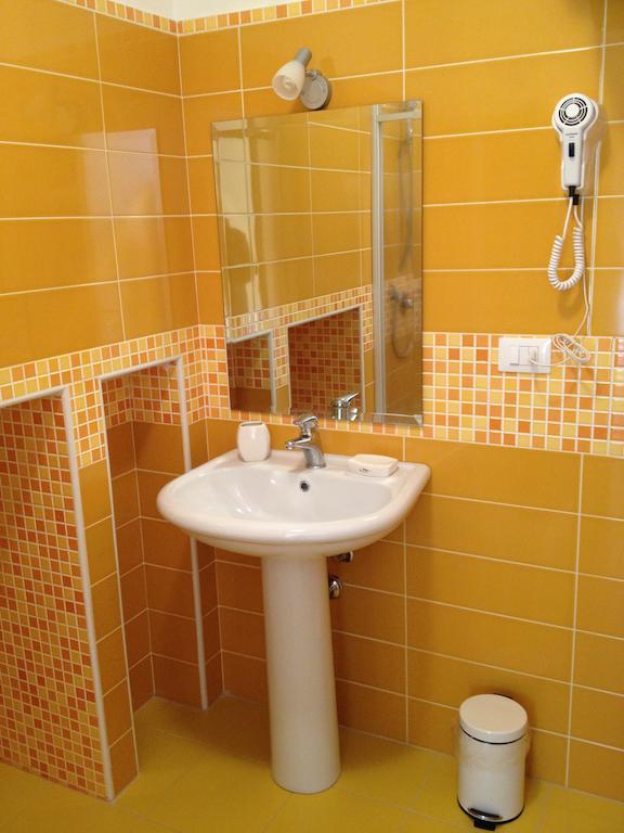 Hotel Residence Thalassa Reggio di Calabria Pokoj fotografie